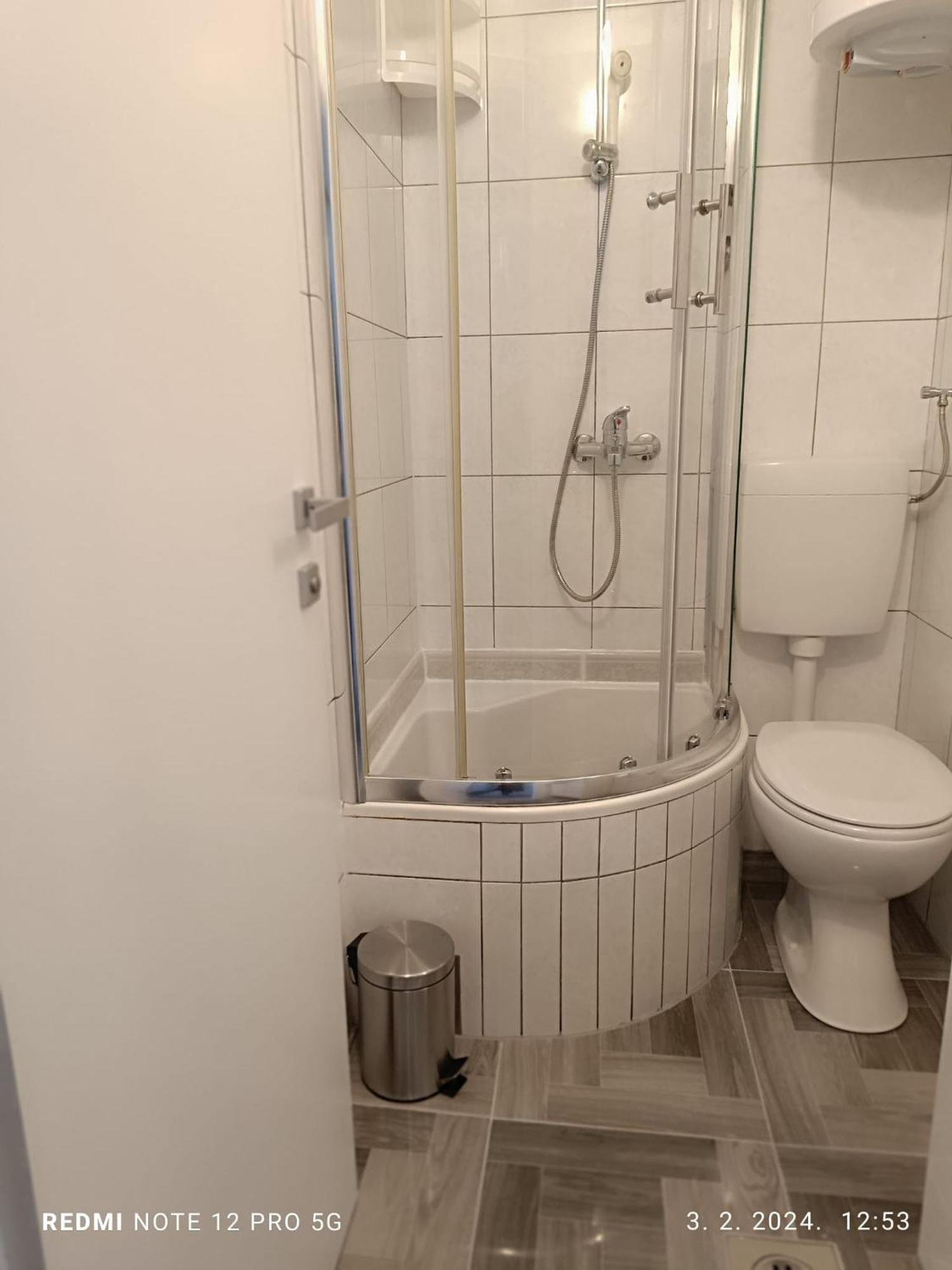 Novi studio apartman Emda u centru Splita Esterno foto